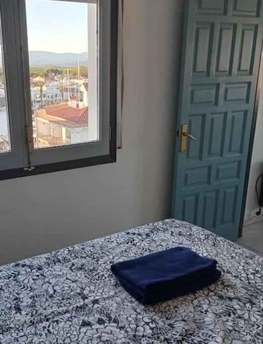 Port Nautic 5 Empuria Apartment *